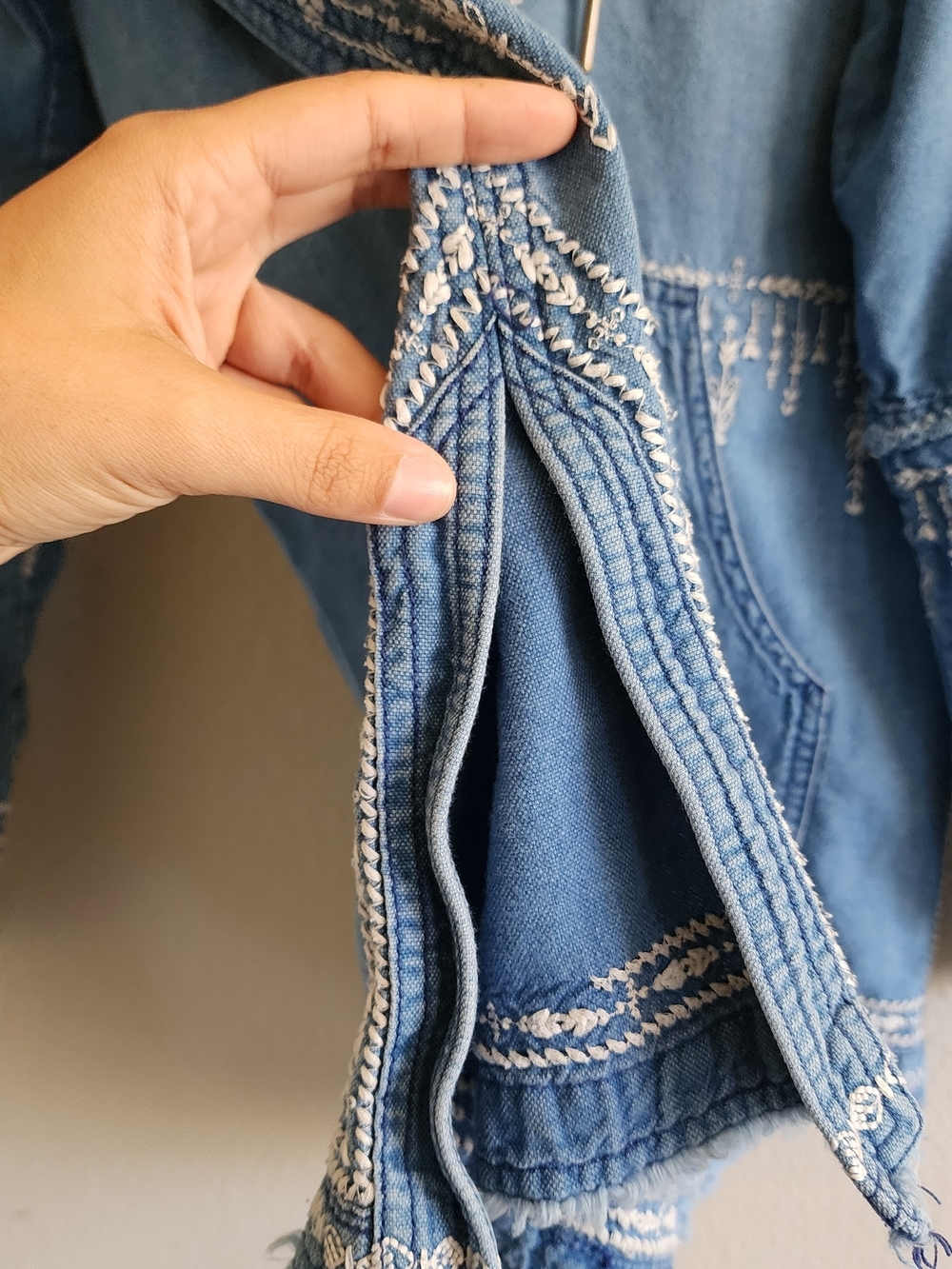 BLANKNYC Embroidered Denim Hooded Lace Up Boho Anorak Pullover Jacket XS - Picture 10 of 13